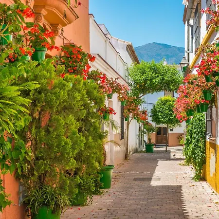 Estepona, Walk To And Old Town *