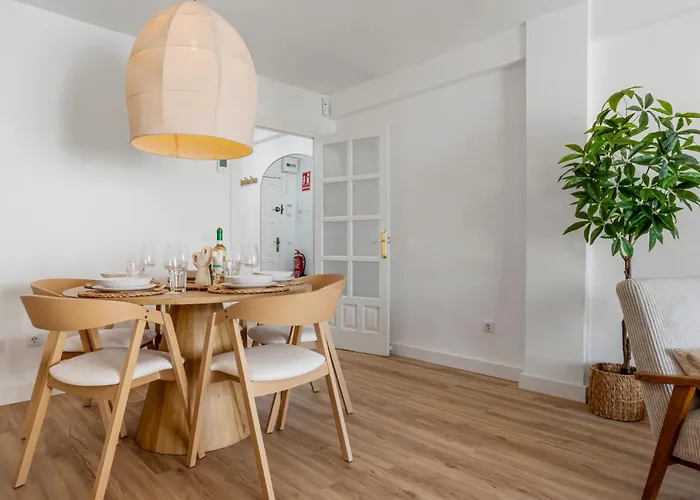 Estepona, Walk To And Old Town