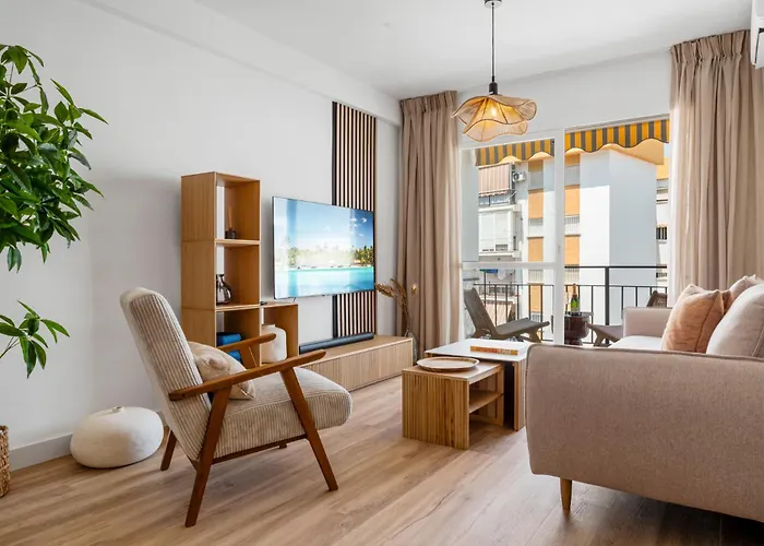 Estepona, Walk To And Old Town Apartamento