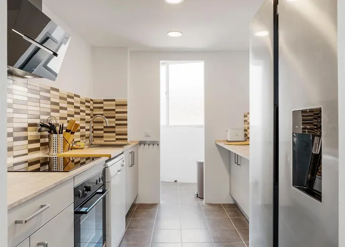 Estepona, Walk To And Old Town Apartamento *