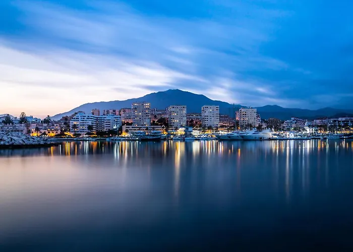 Estepona, Walk To And Old Town Appartamento