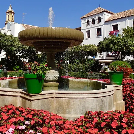 Estepona, Walk To And Old Town Apartman
